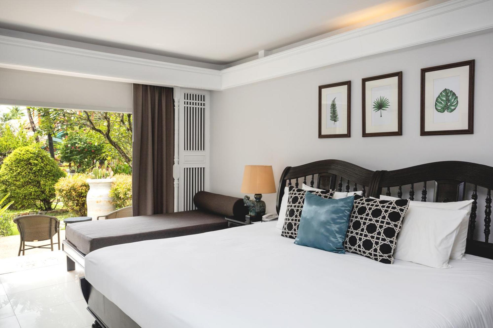 Thavorn Palm Beach Resort Phuket Karon Esterno foto Deluxe Room