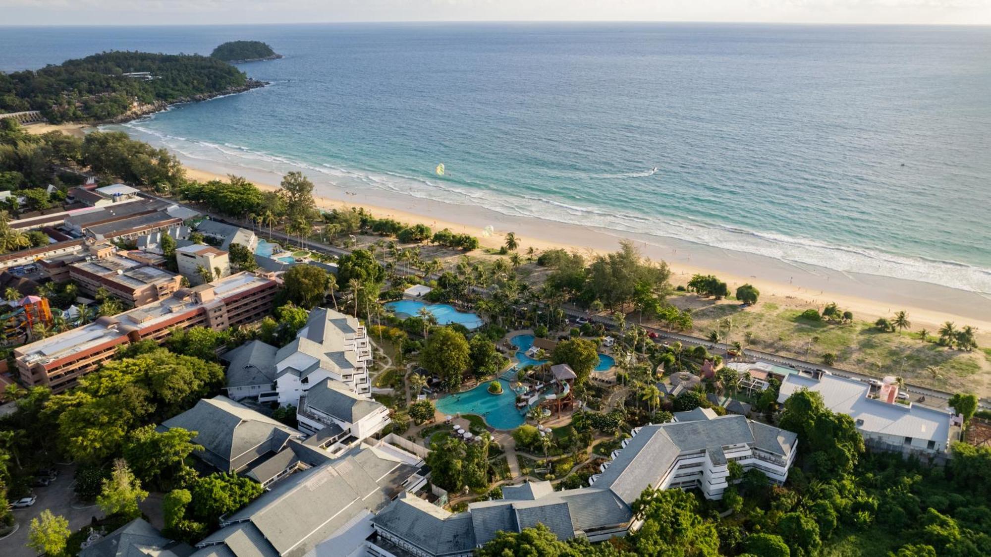 Thavorn Palm Beach Resort Phuket Karon Esterno foto The Royal Paradise Hotel and Spa