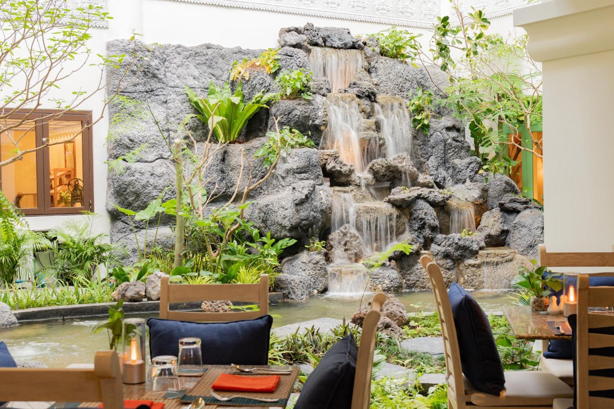 Thavorn Palm Beach Resort Phuket Karon Esterno foto